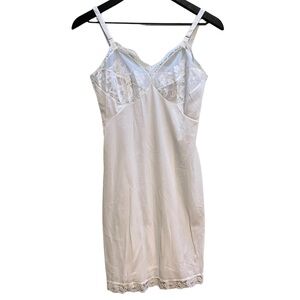 Vintage lace slip no size tag